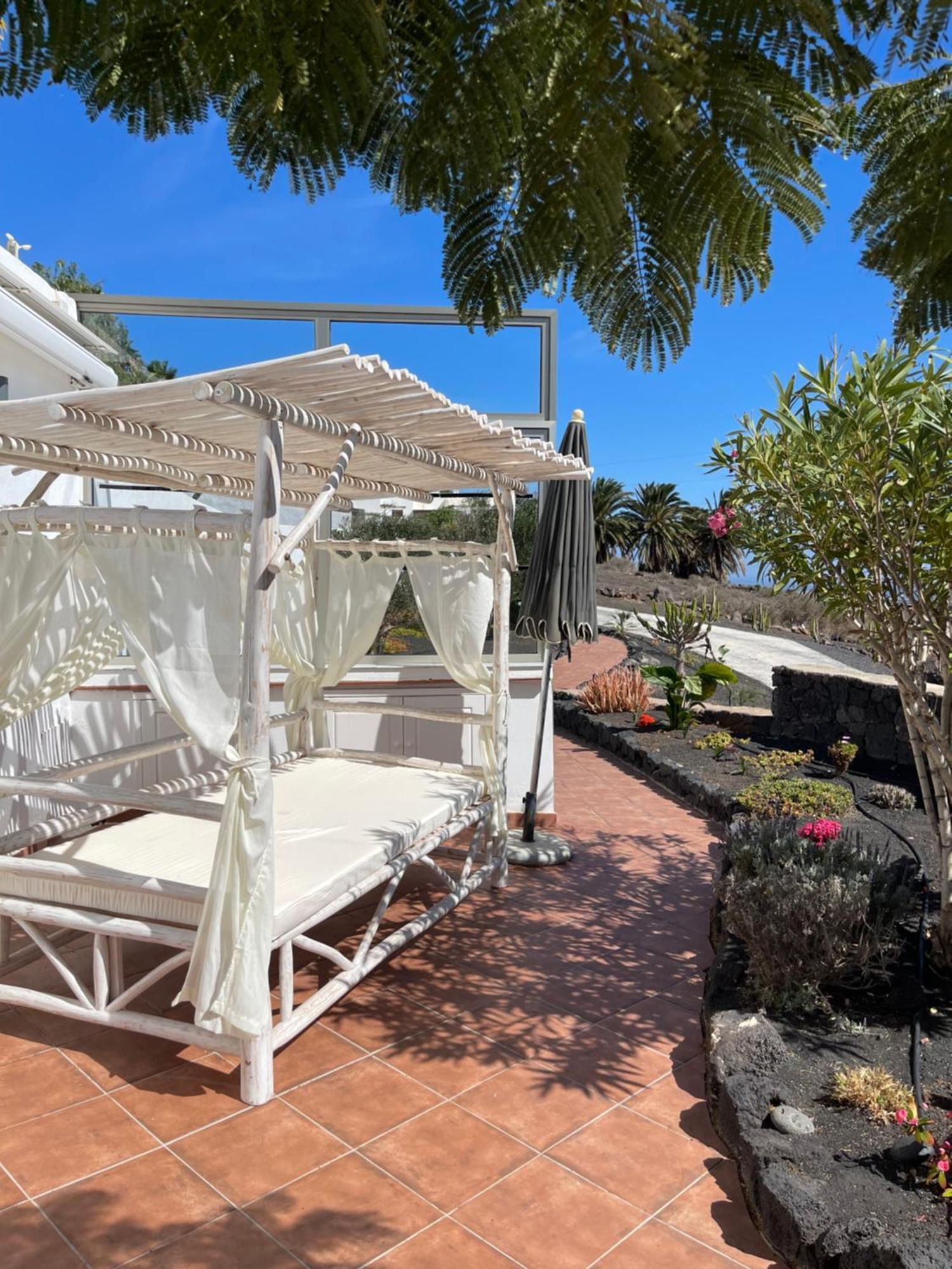 Castillo Lanzarote Villa Winni - Luxury Villa - Pet Friendly With Heated Pool La Asomada  Exterior photo