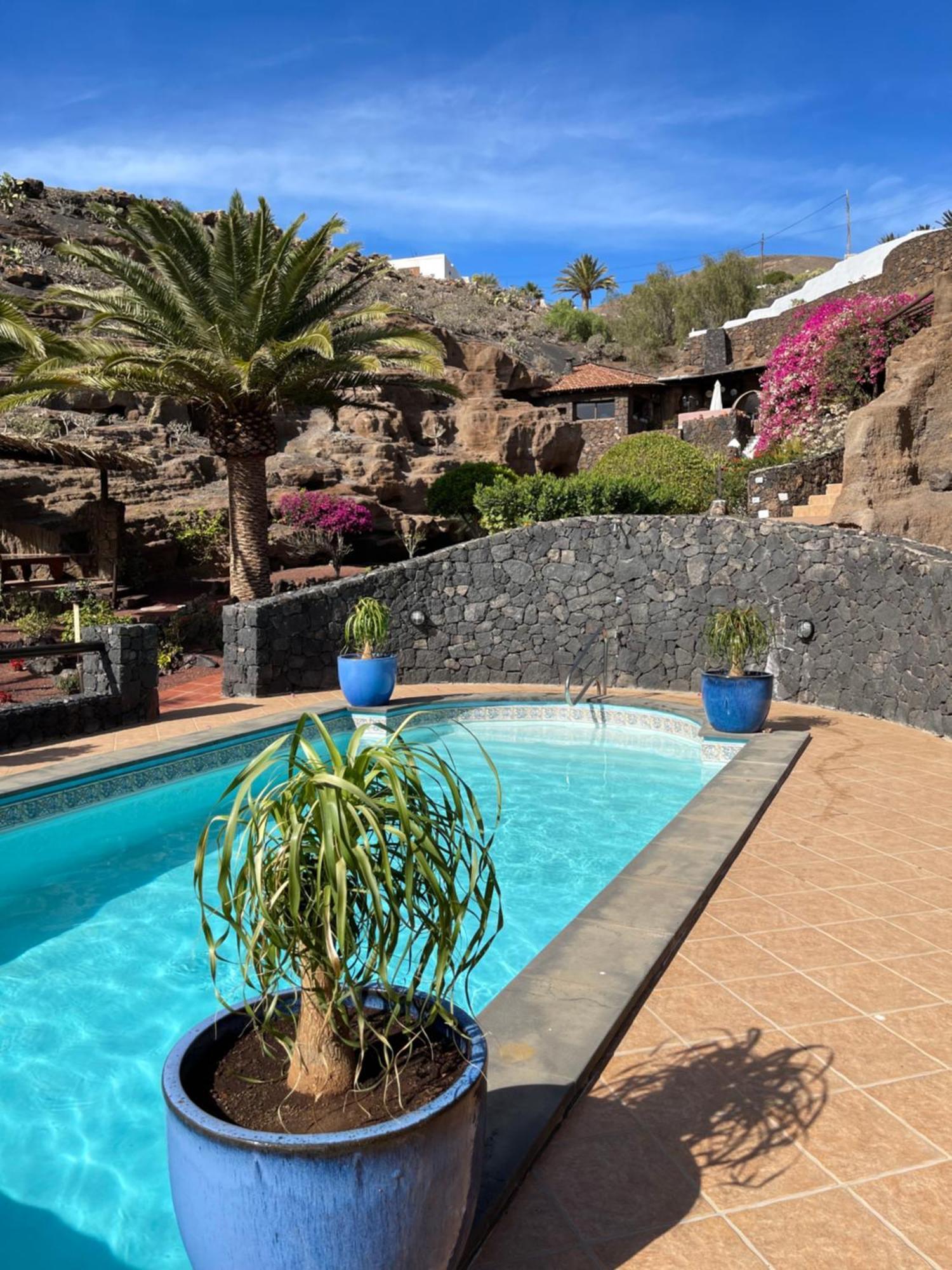 Castillo Lanzarote Villa Winni - Luxury Villa - Pet Friendly With Heated Pool La Asomada  Exterior photo
