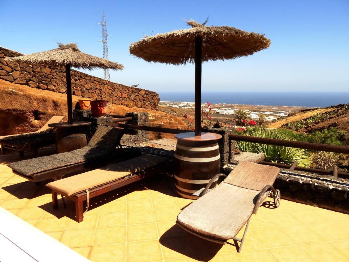 Castillo Lanzarote Villa Winni - Luxury Villa - Pet Friendly With Heated Pool La Asomada  Exterior photo